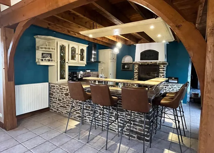 Aux Charmes De La Campagne Tatil Evi Millieres